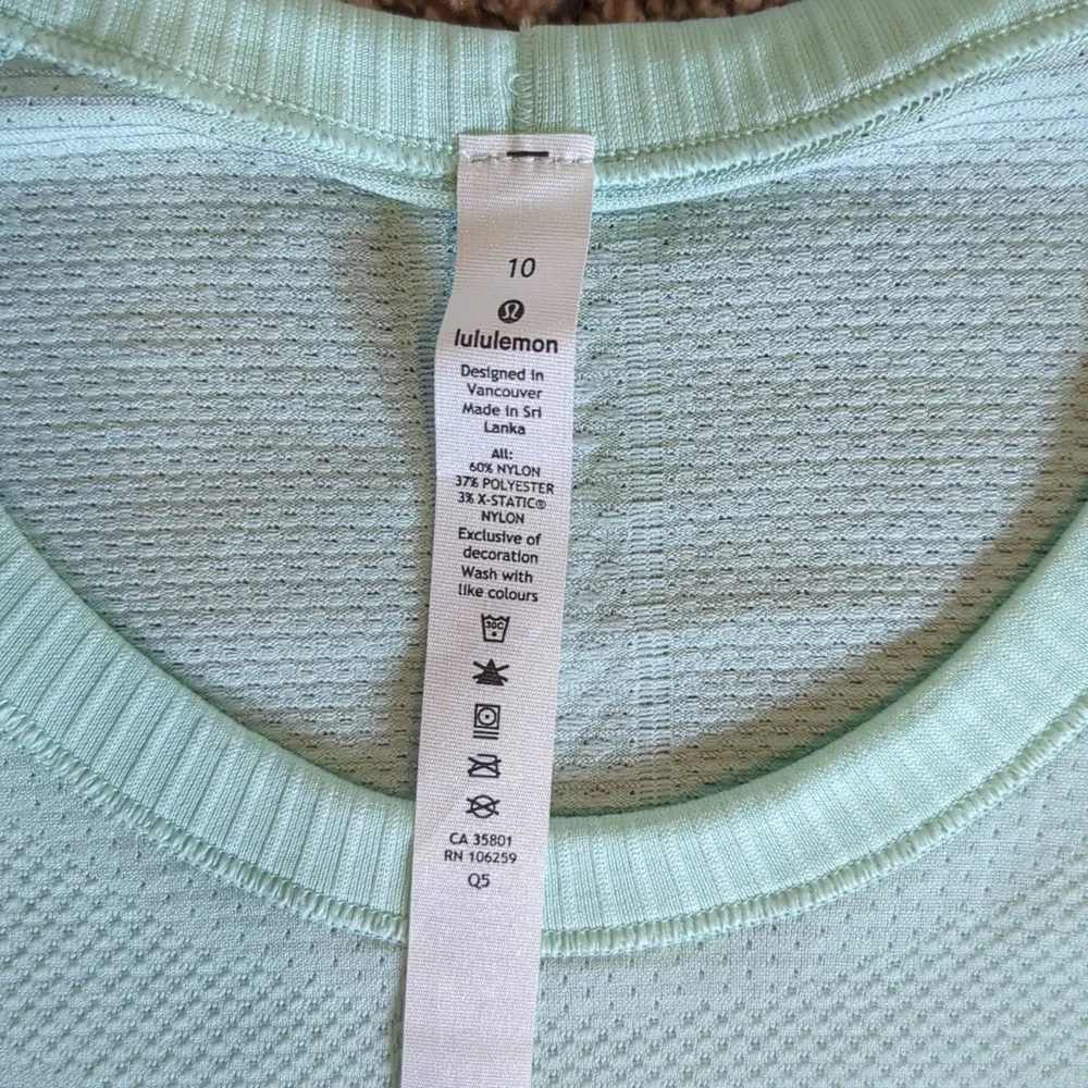 Lululemon Swiftly Tech Long Sleeve 2.0 - Picture 2 of 5